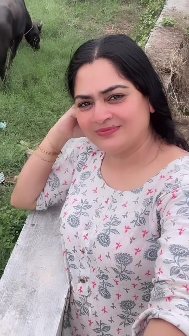 @പോന്നു മിന്നു