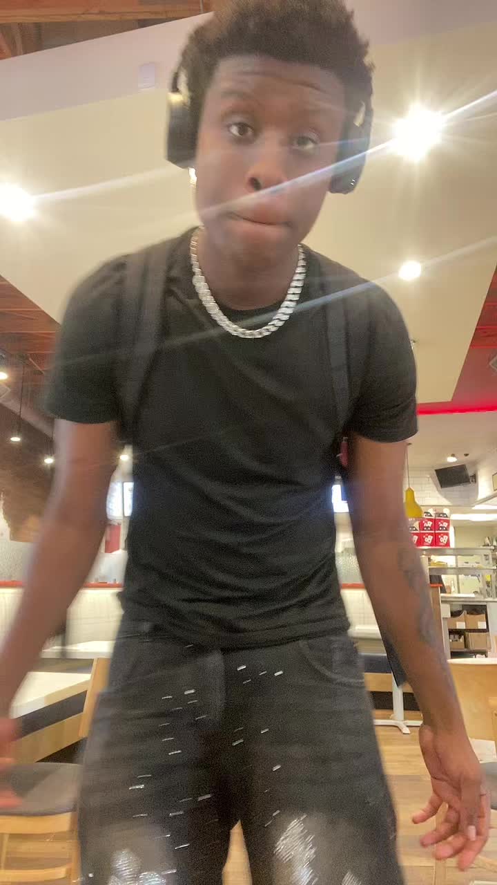 @ŁŮĦH3 💥💫