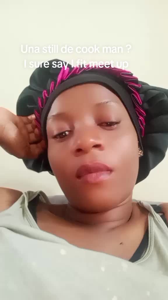 @Igbo girl with foreign face