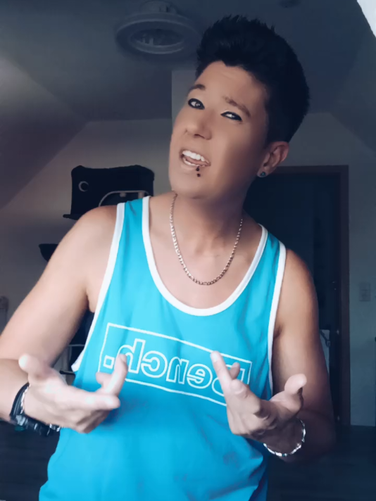 @Annika