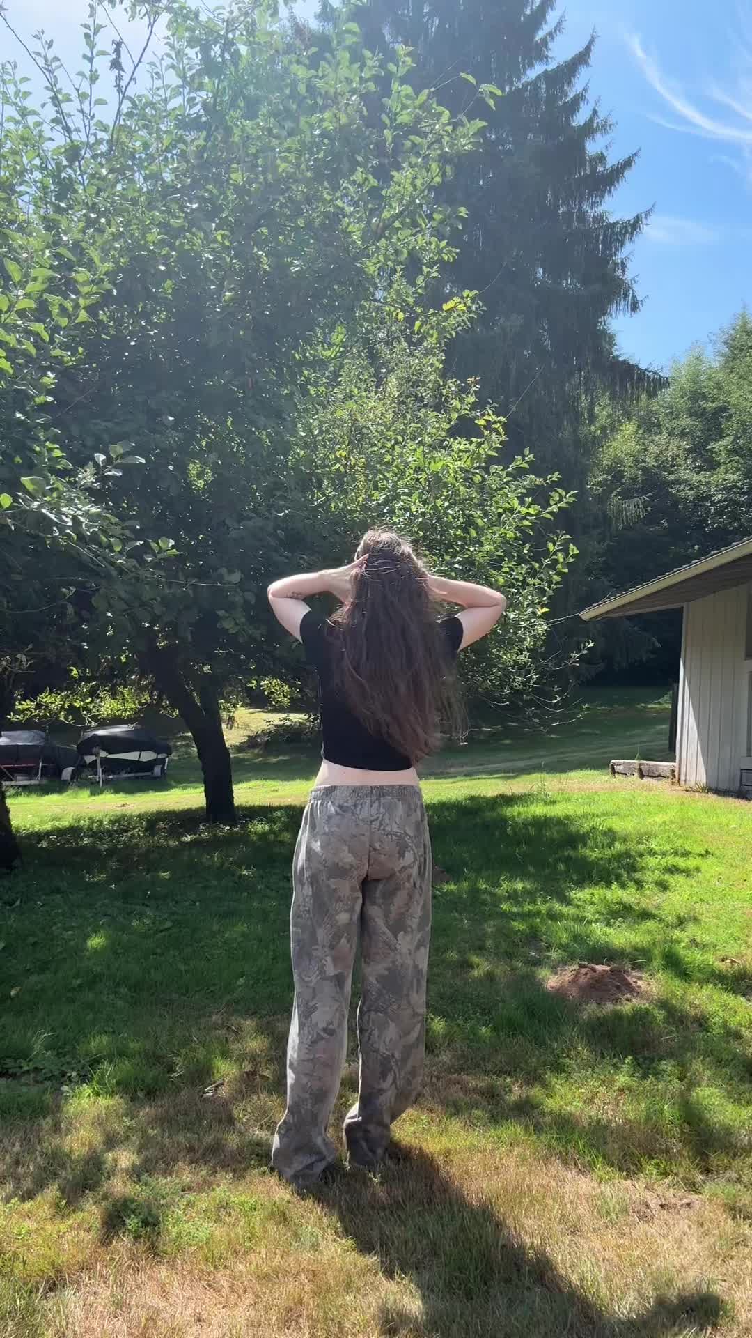 @KayraJayneee