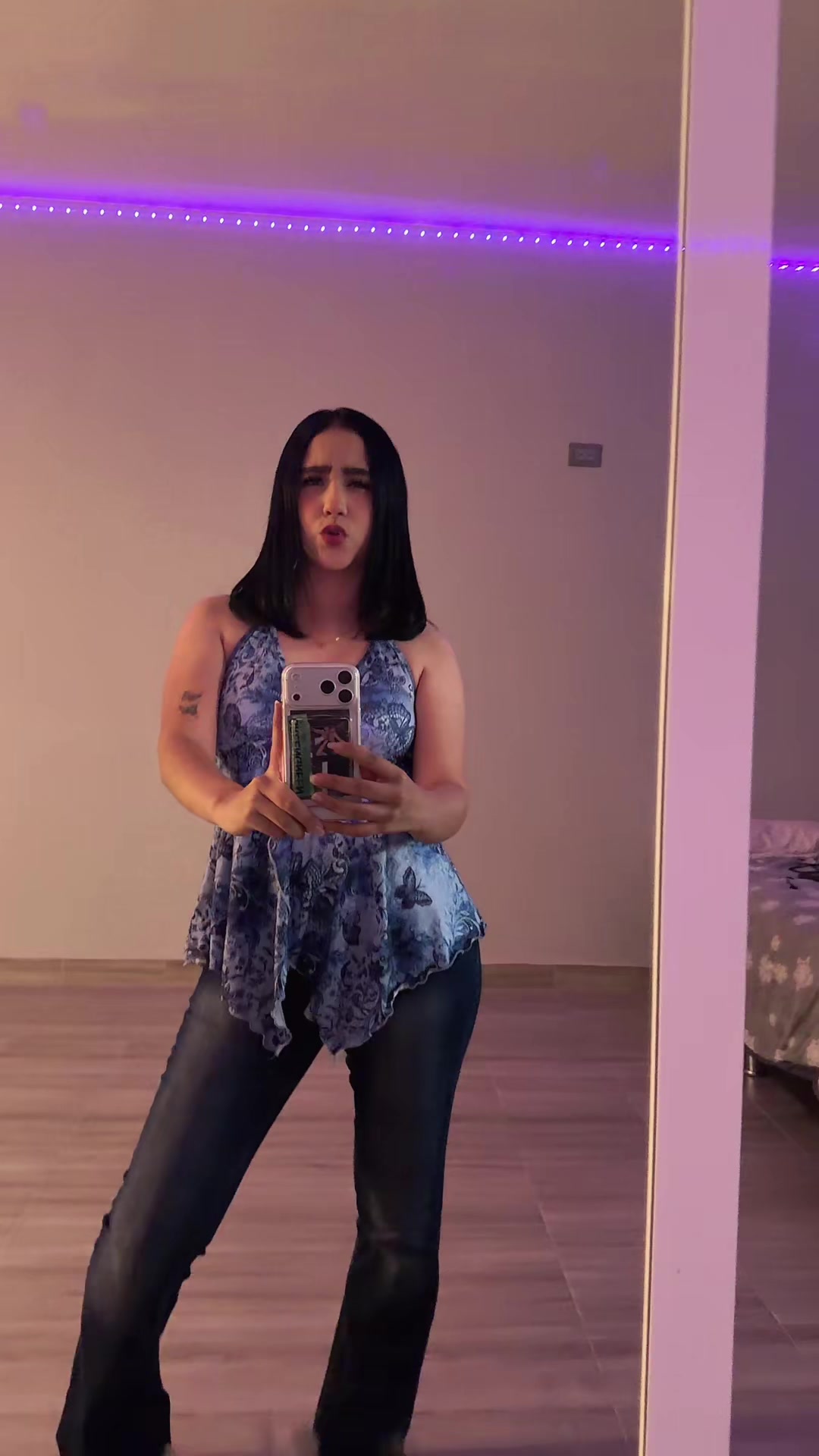 @paula