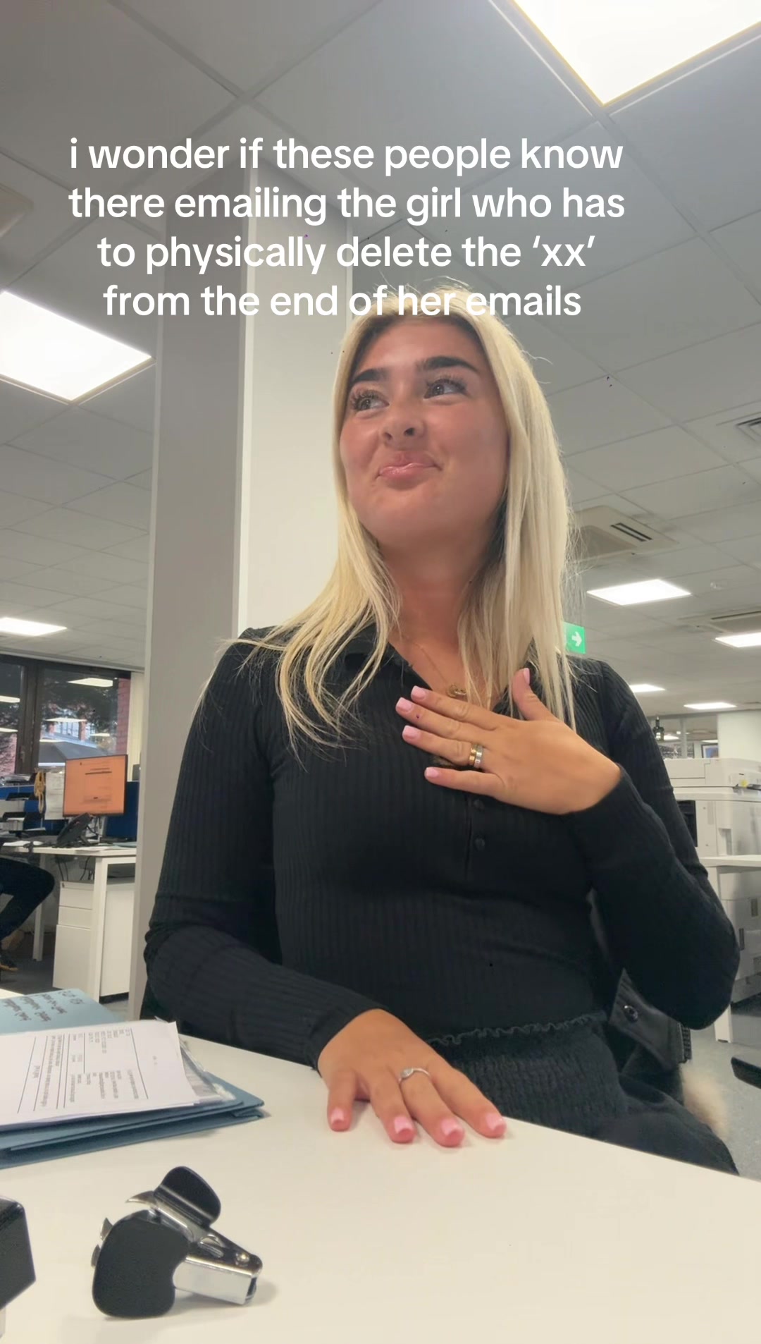 @em x
