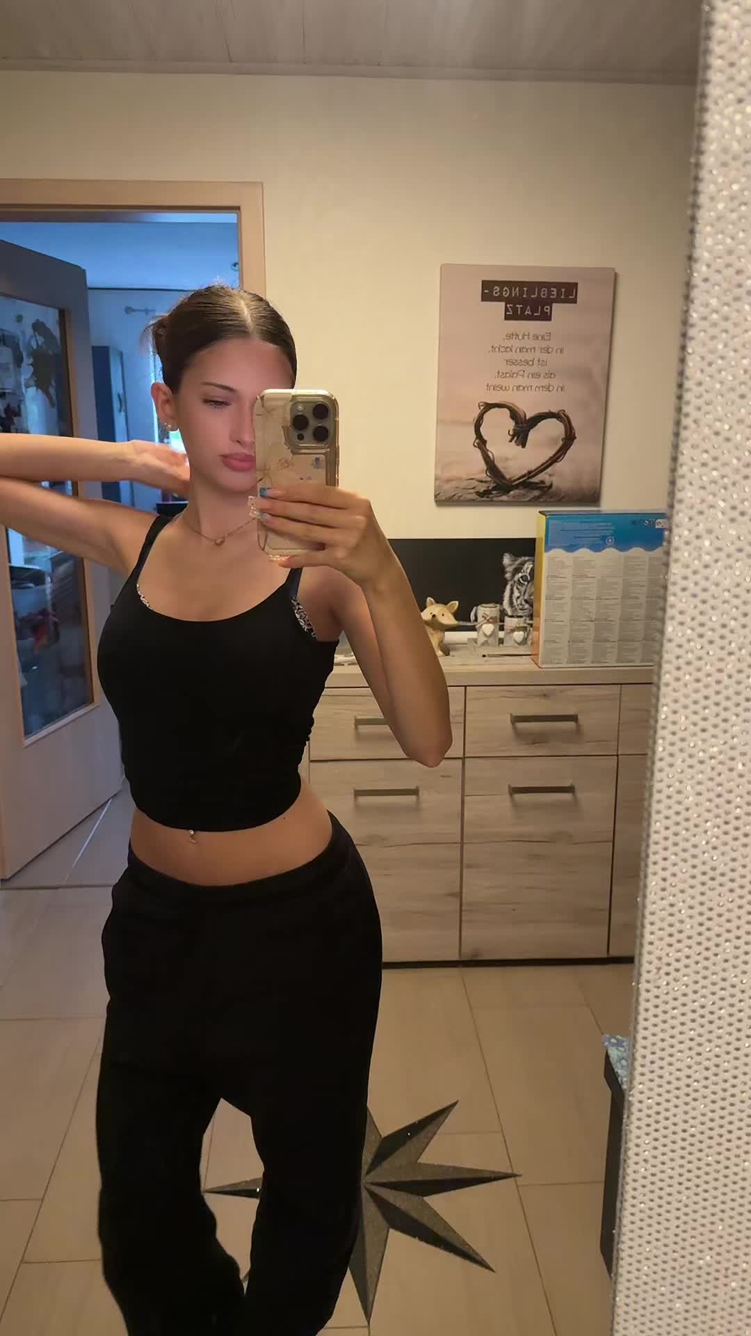 @✟ ❦