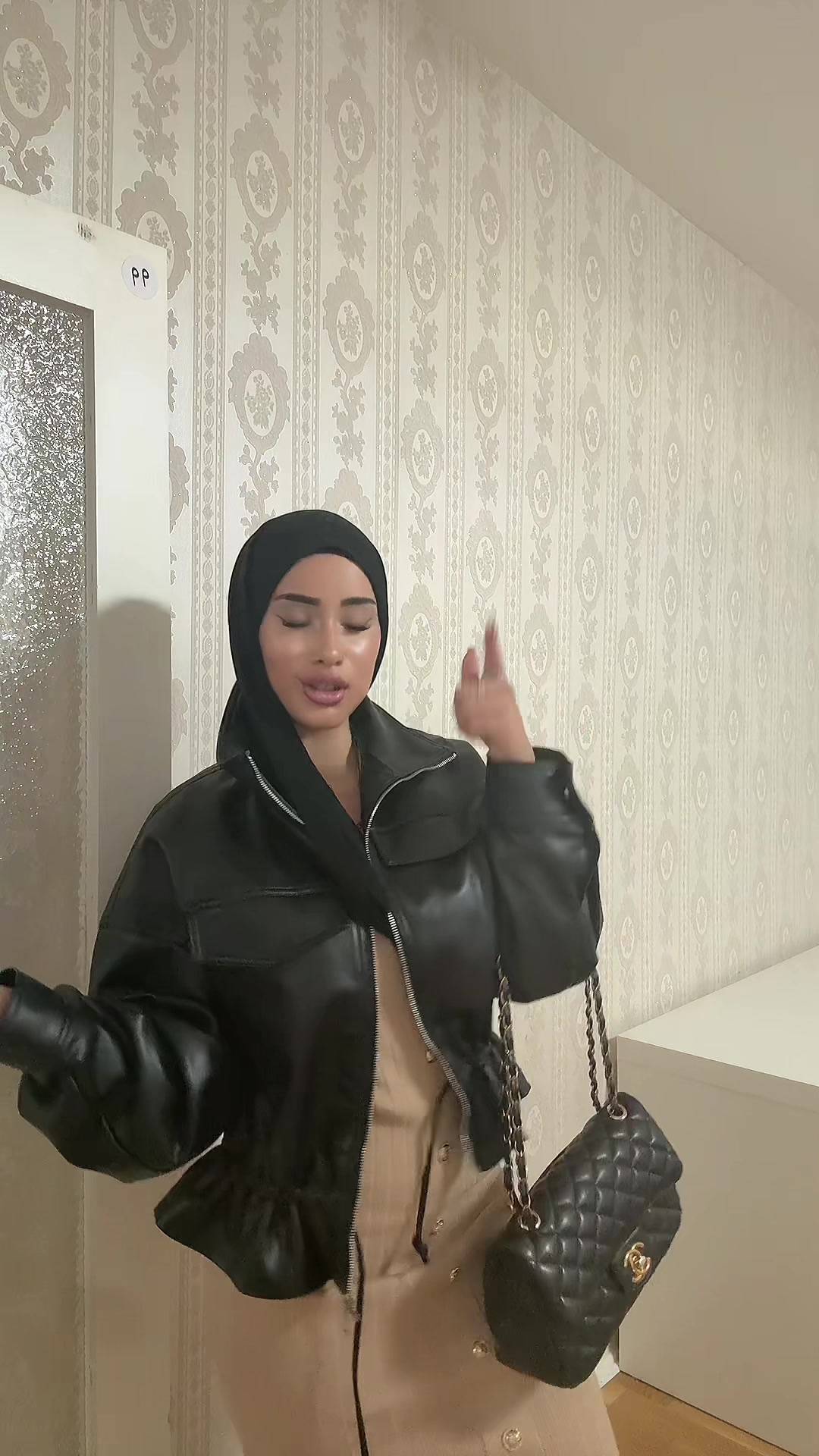 @Noura_1702