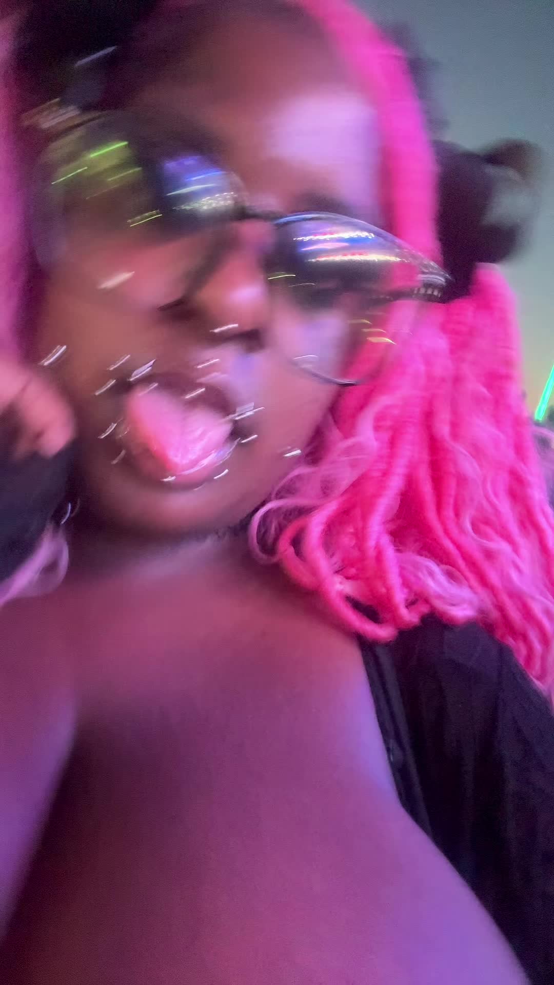 @pinkie