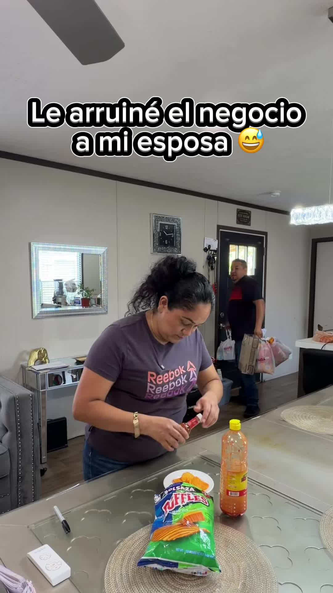 @Una familia mexicana🇲🇽