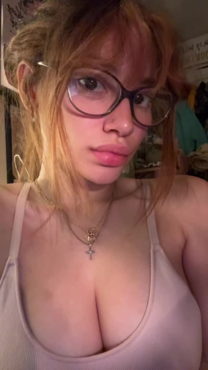 @Bombshell.com๐ฌ๐ฆ๐จ๐๐