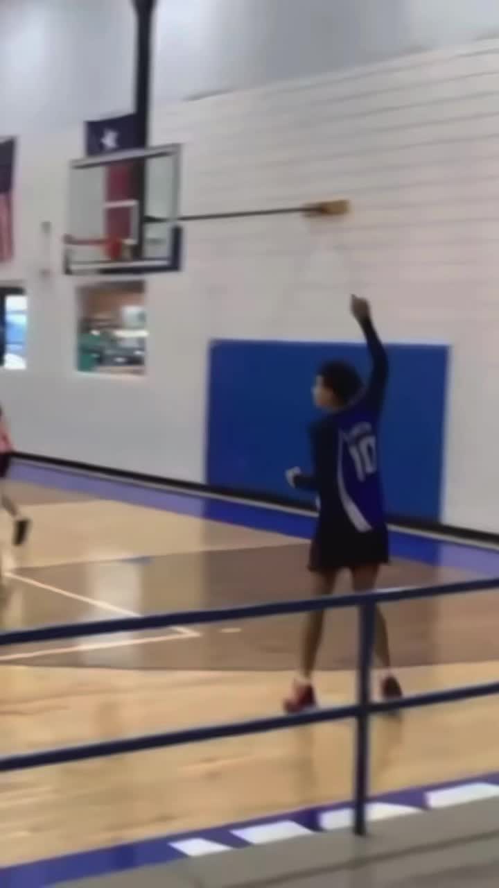 @️