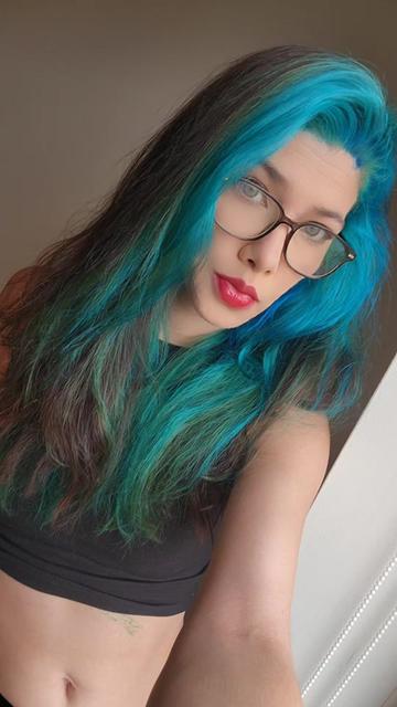 @Thegirlwiththecursemark