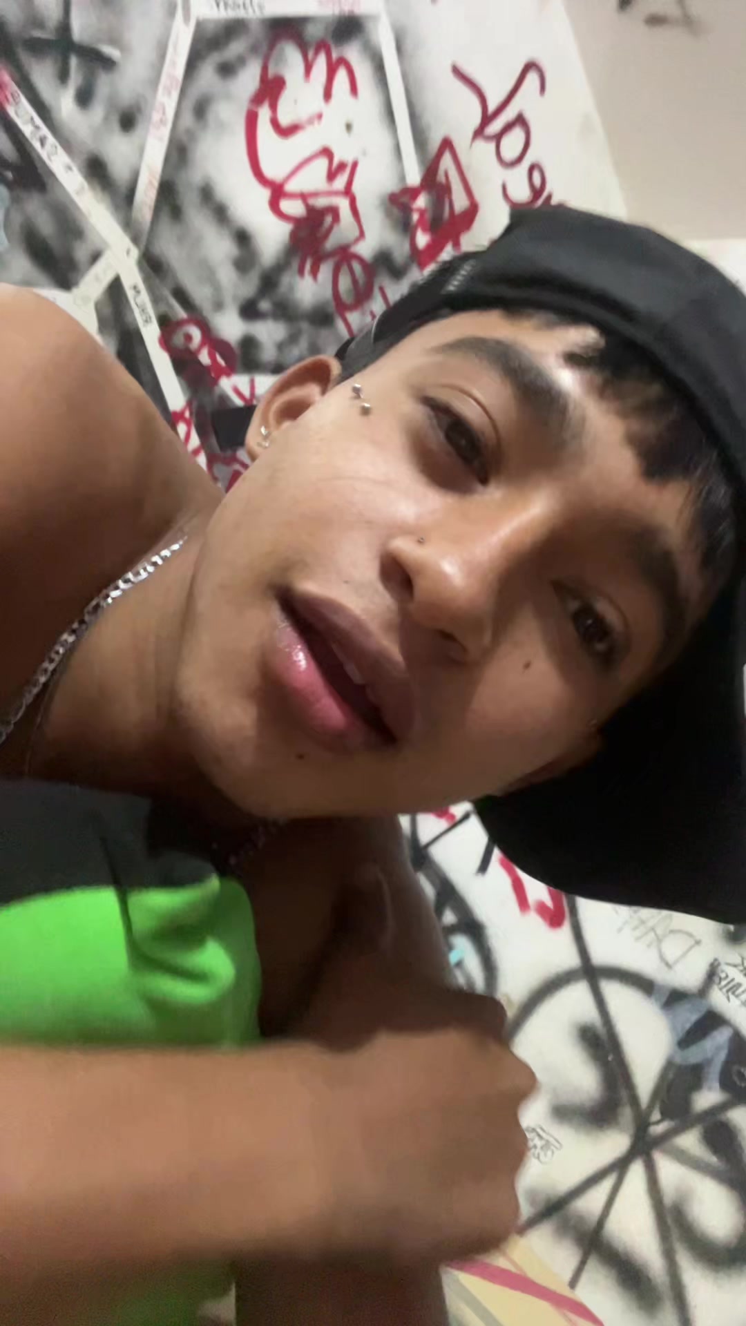 @Irvinsito
