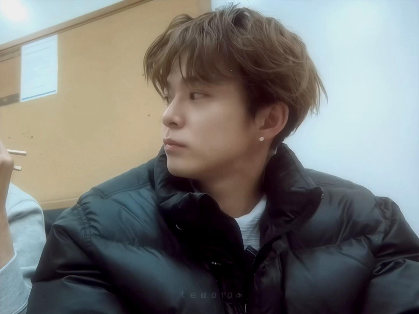 @만자