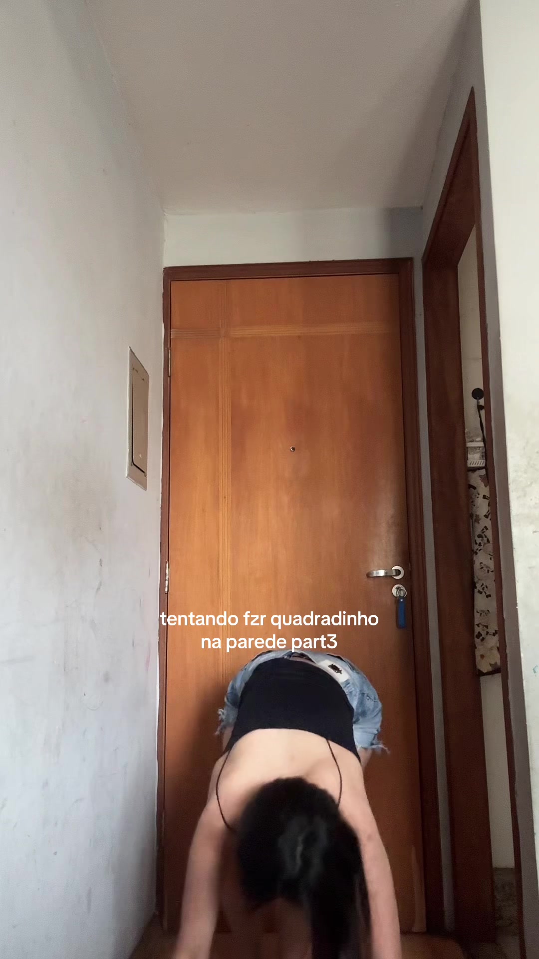 @Ladonii