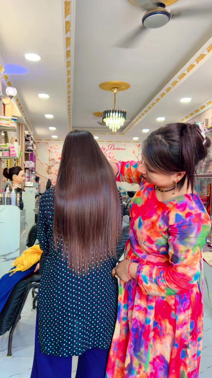 @Aarti Beauty parlour