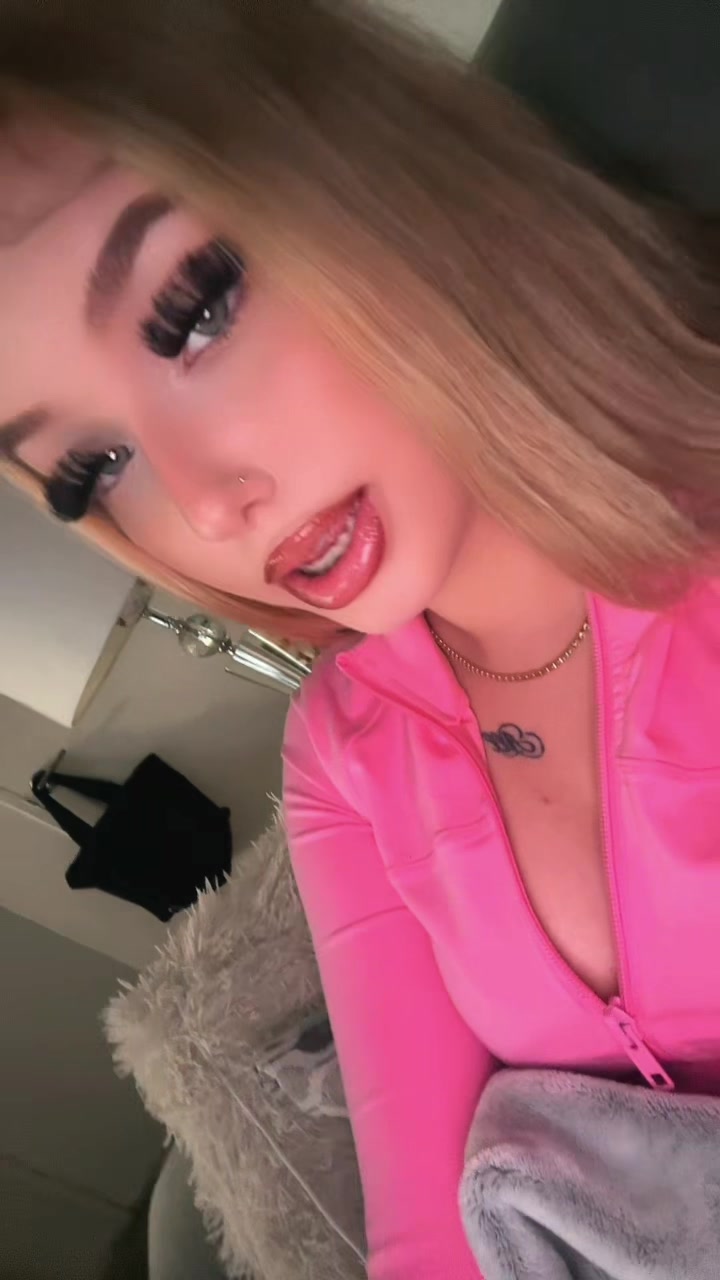 @makennac_