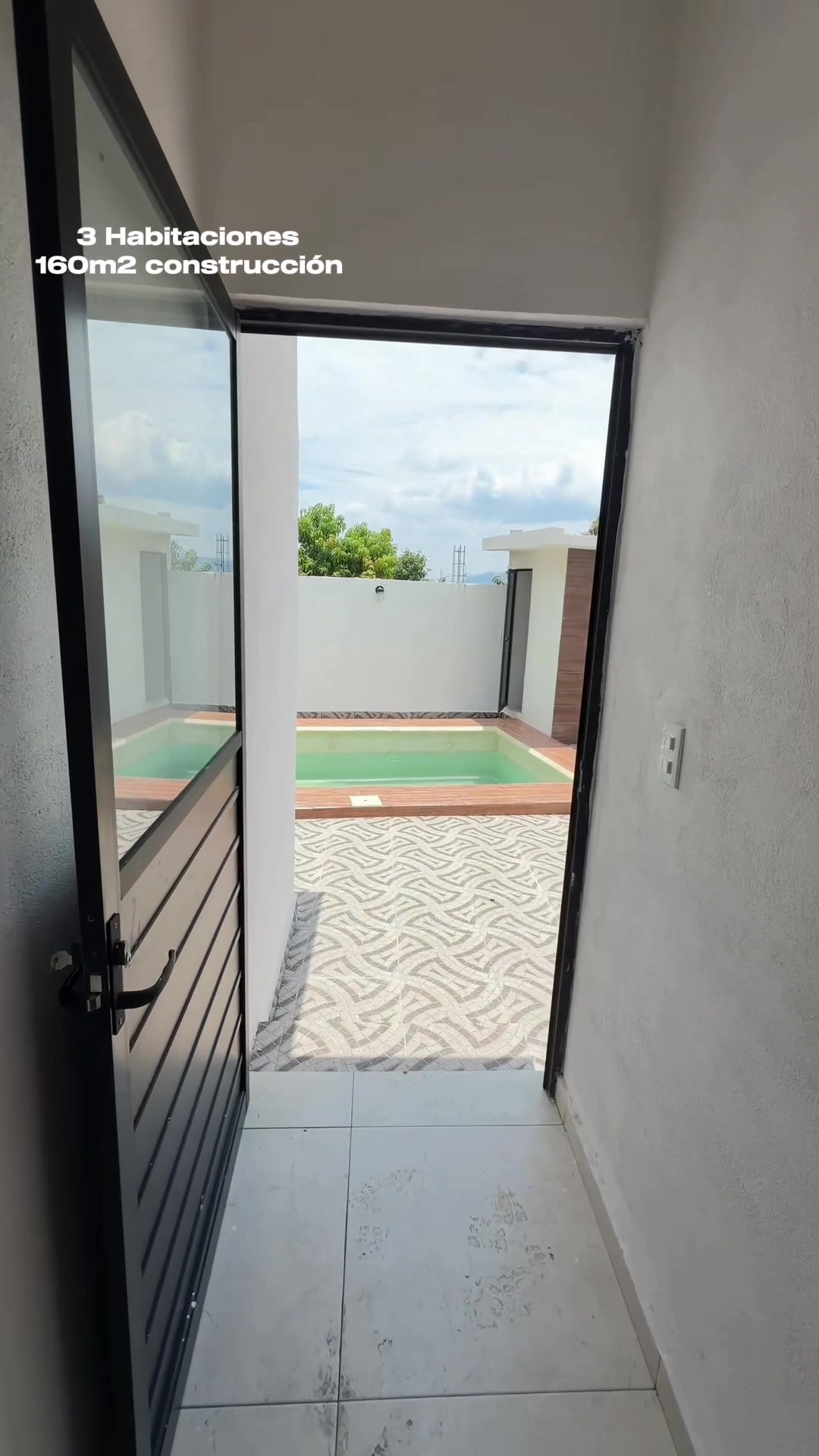 @Rojas Estrada Asociados