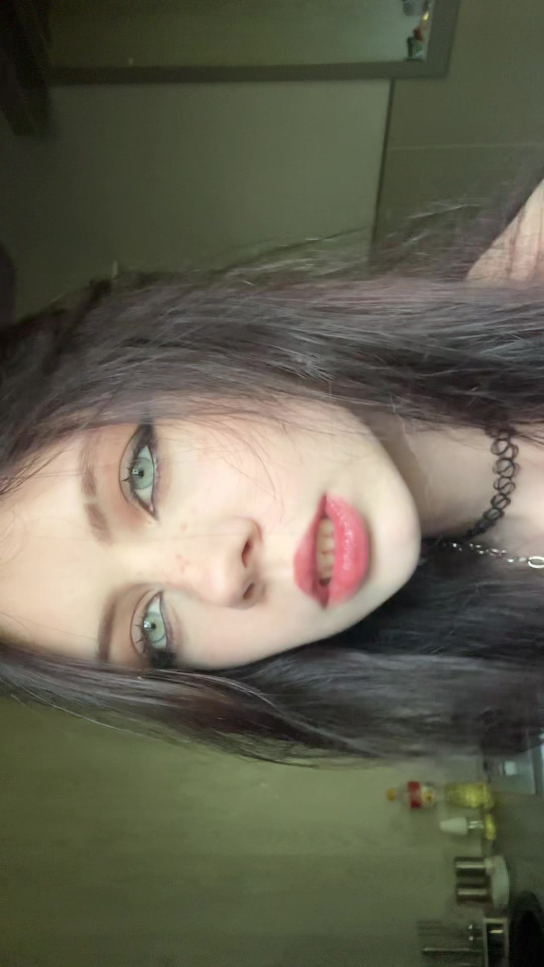@Алиска ☮️ 🍏