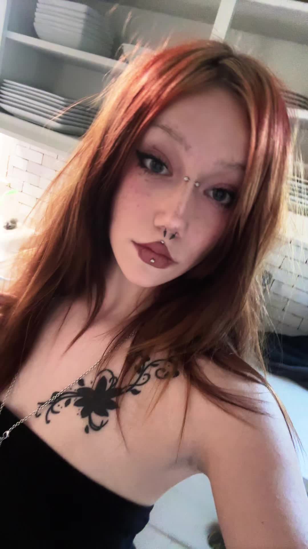 @cyb3rlici0