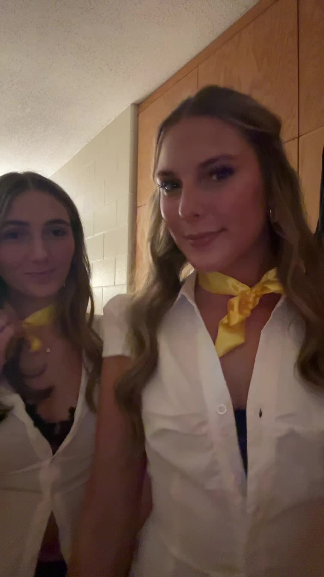 @CC