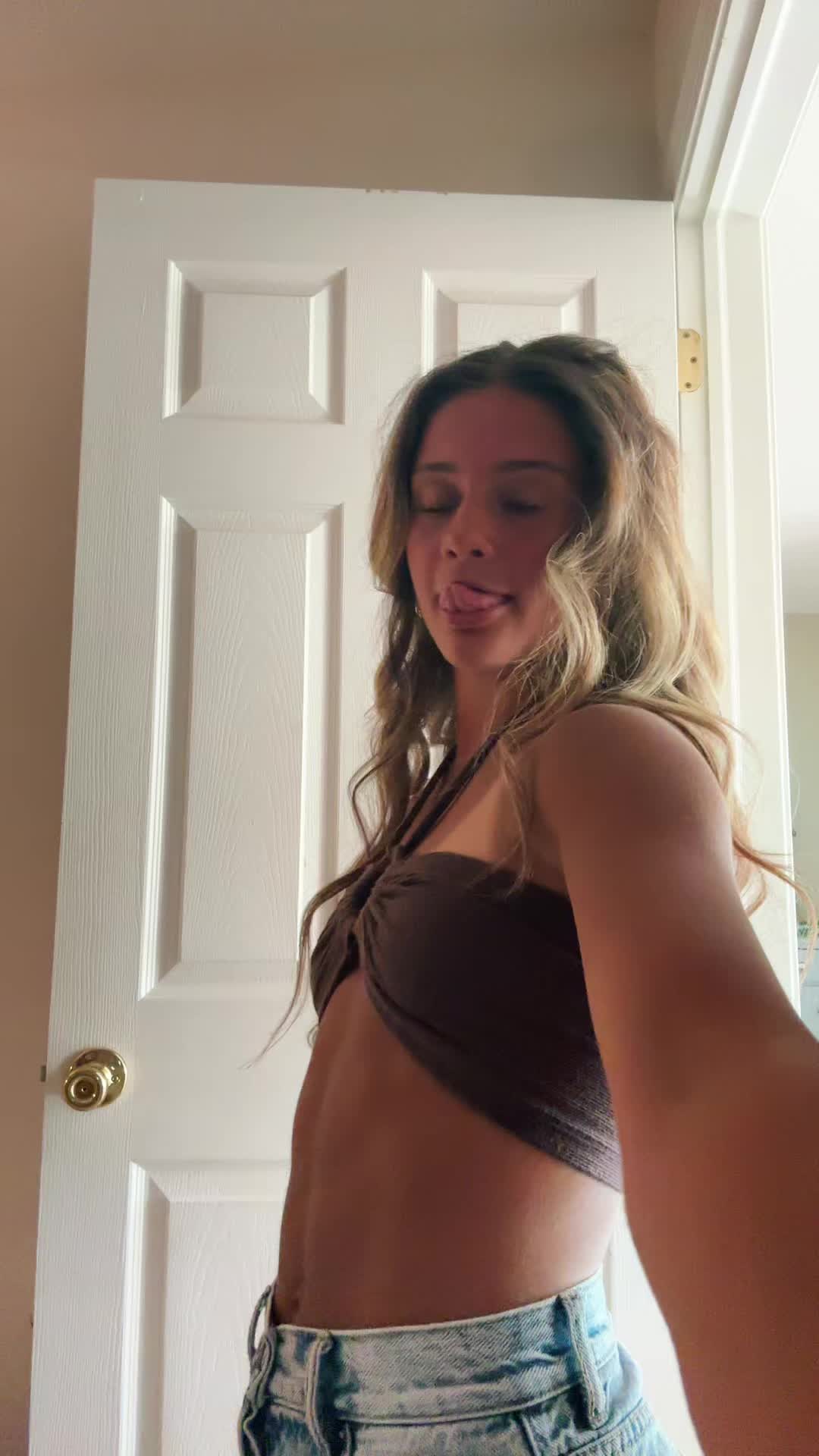 @giannaashea