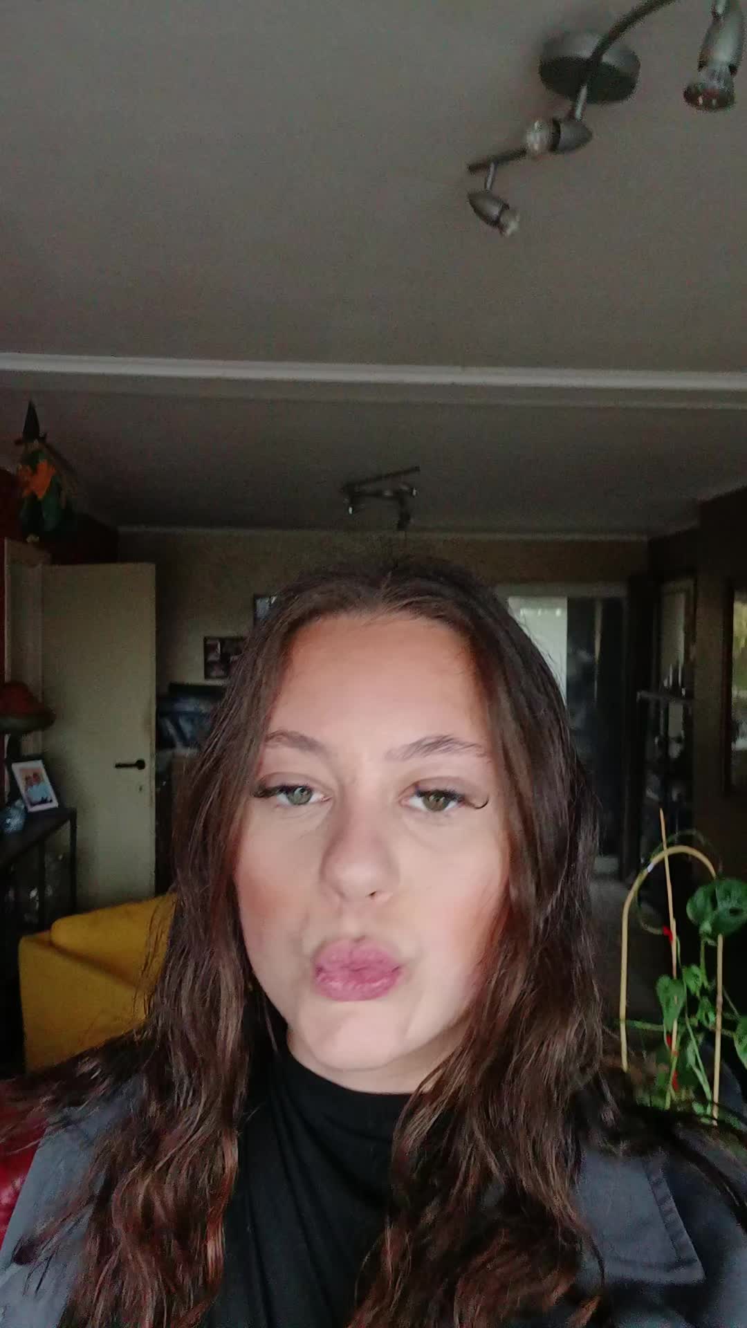 @Rapha&euml;lle🇧🇪
