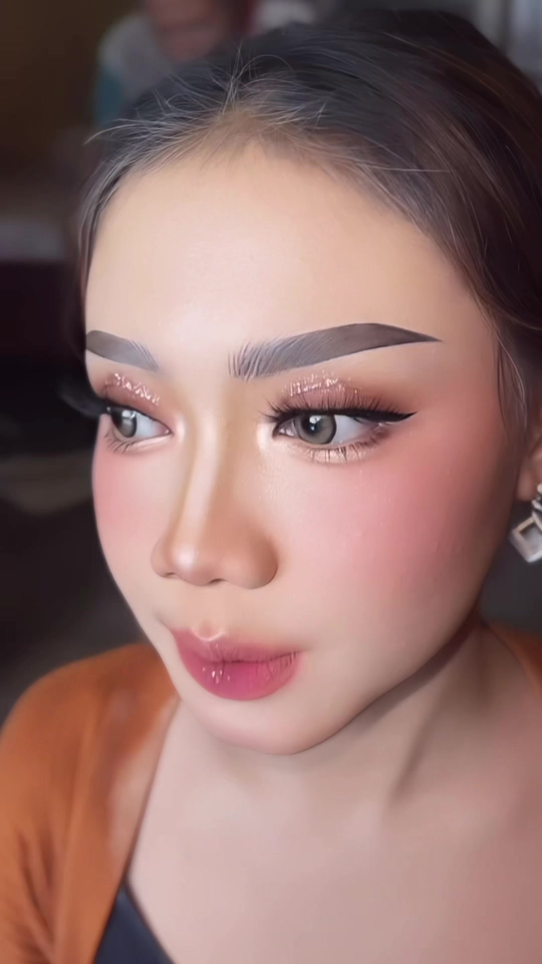 @idamakeuppati