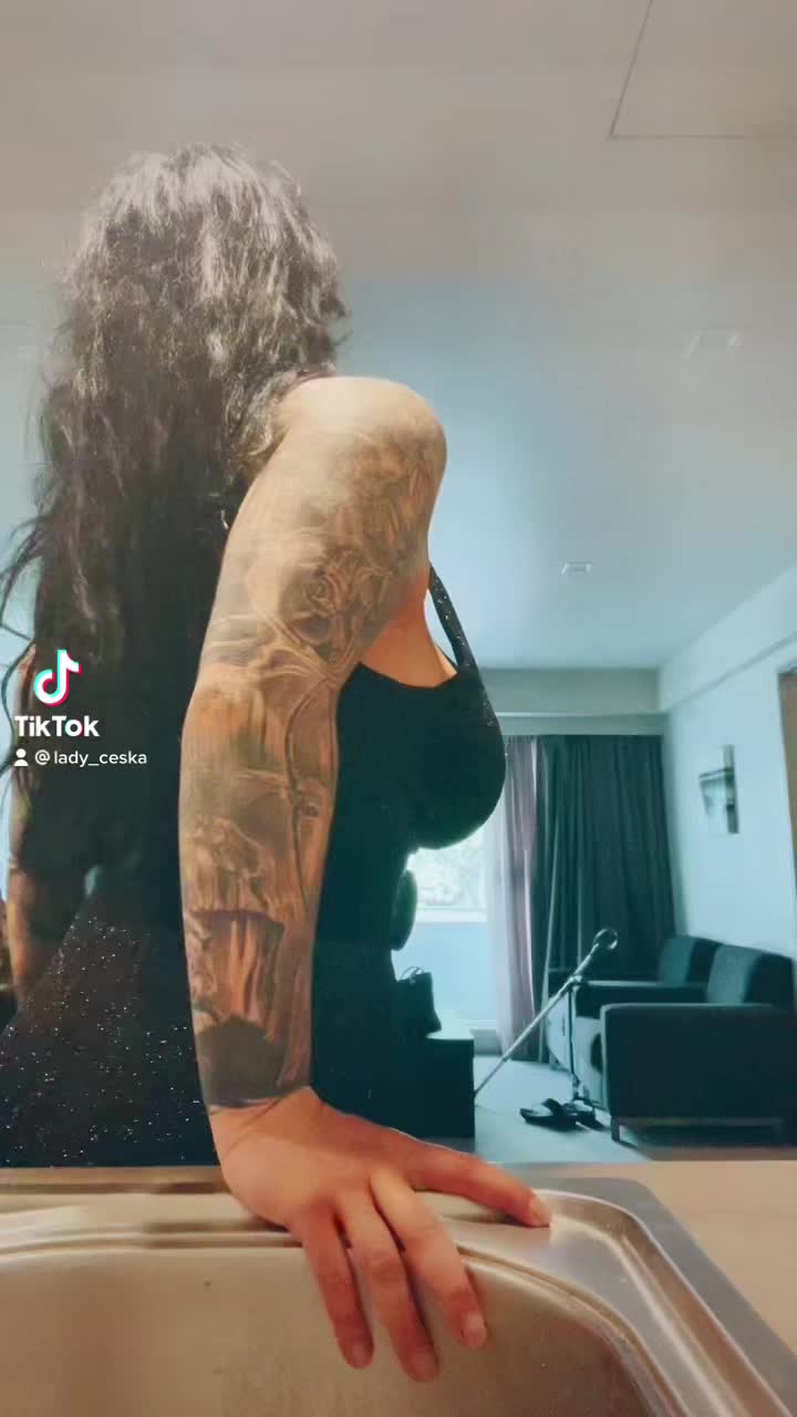 @It’s Lady Ceska ❤️