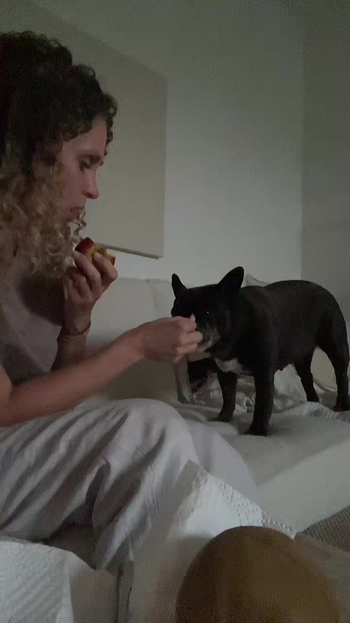 @cozybynora