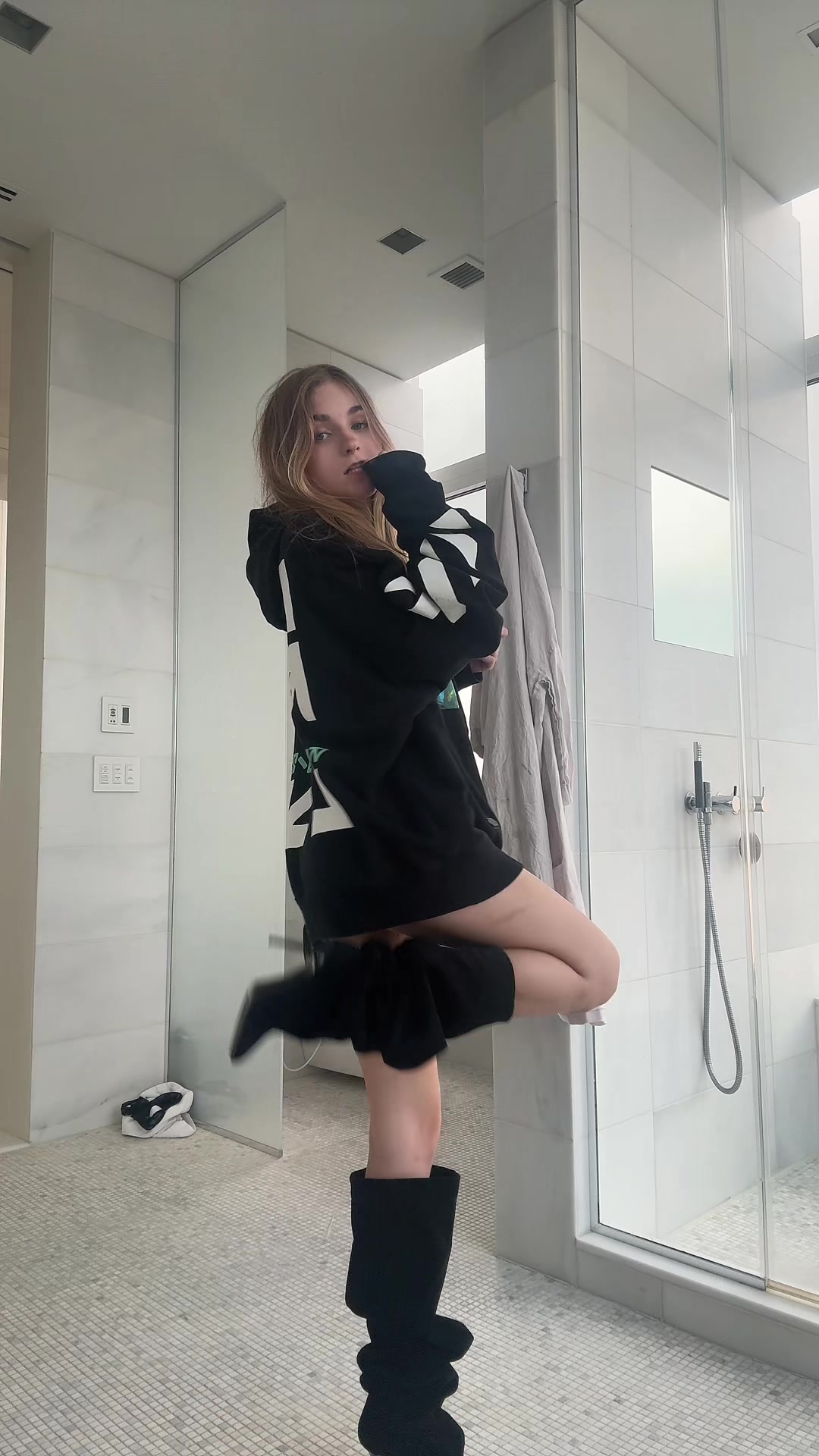@elladaveyyyy