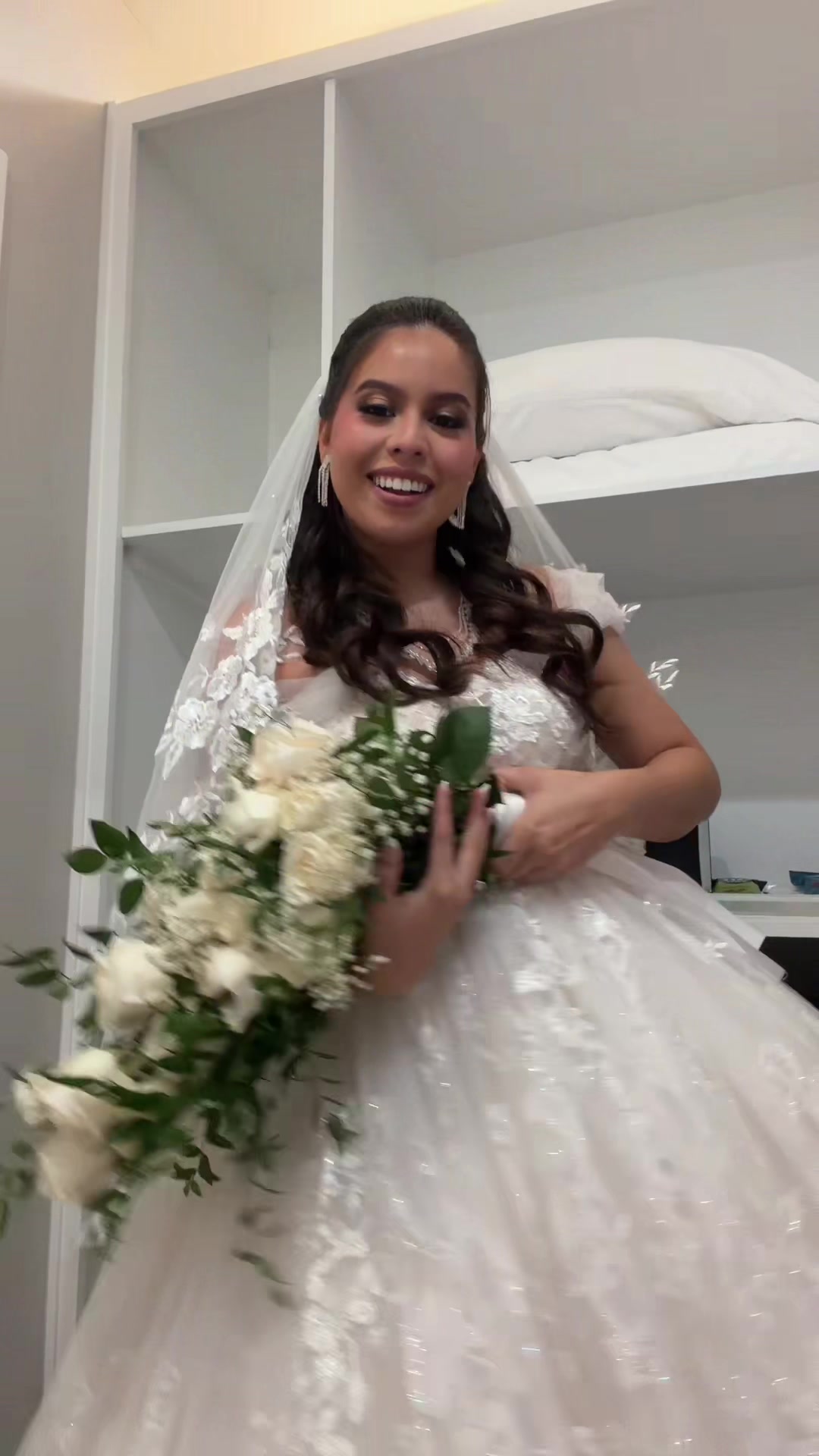 @champagneclau