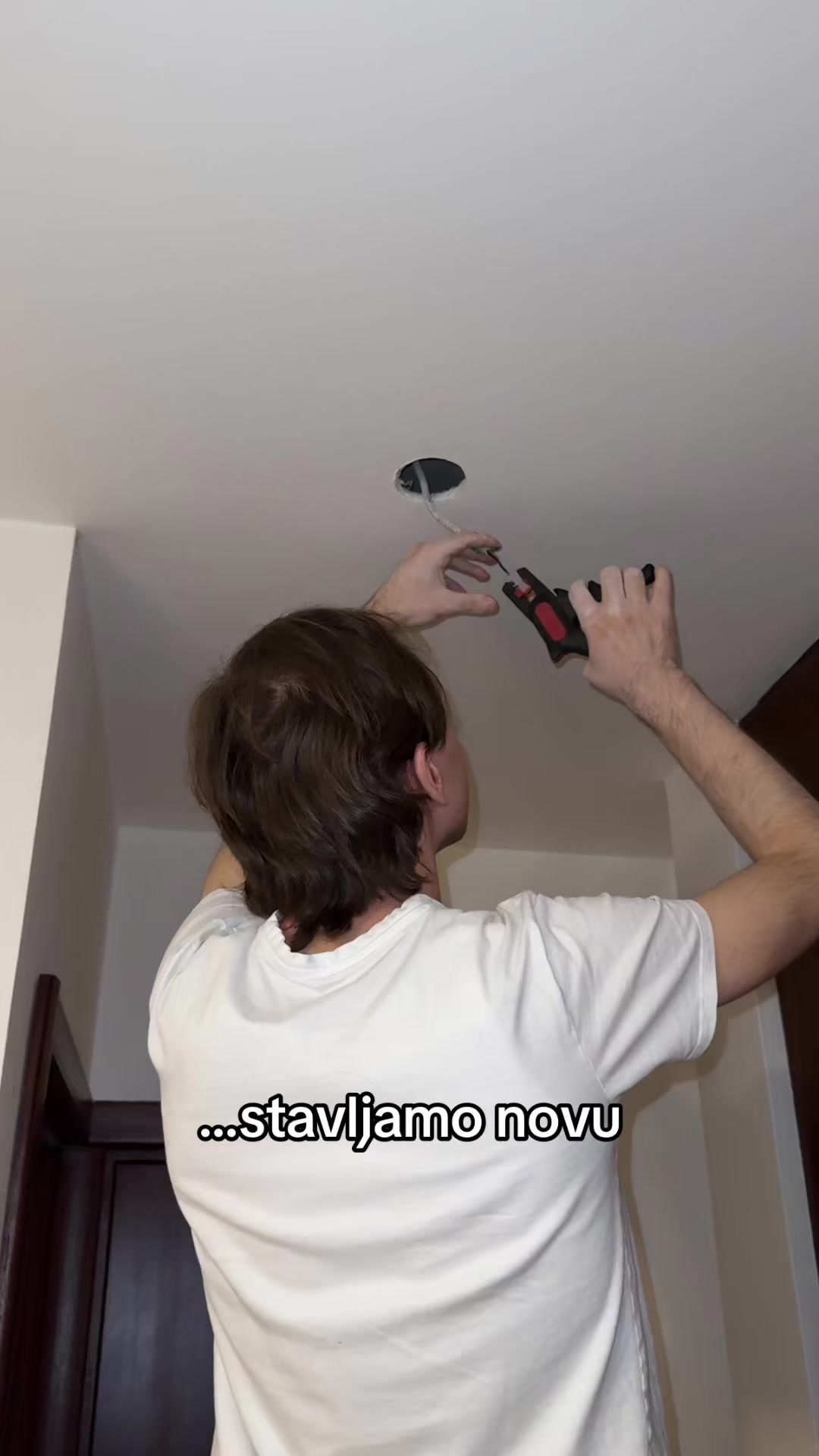 @Maksim Električar