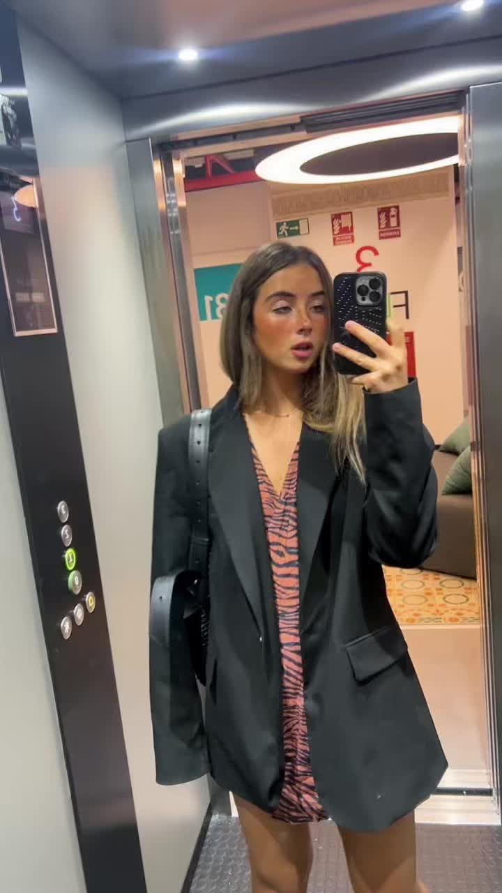 @Adrianatsantamaria