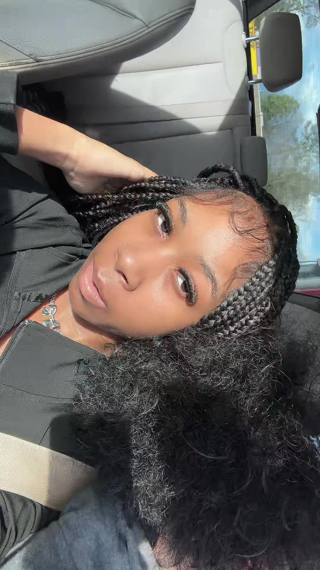 @😘