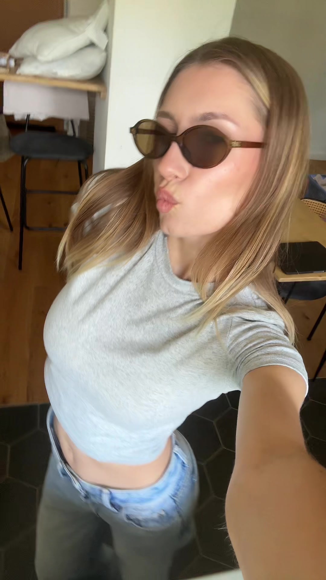 @Enoraa