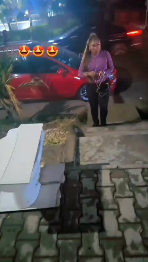@QUEENBACKUP