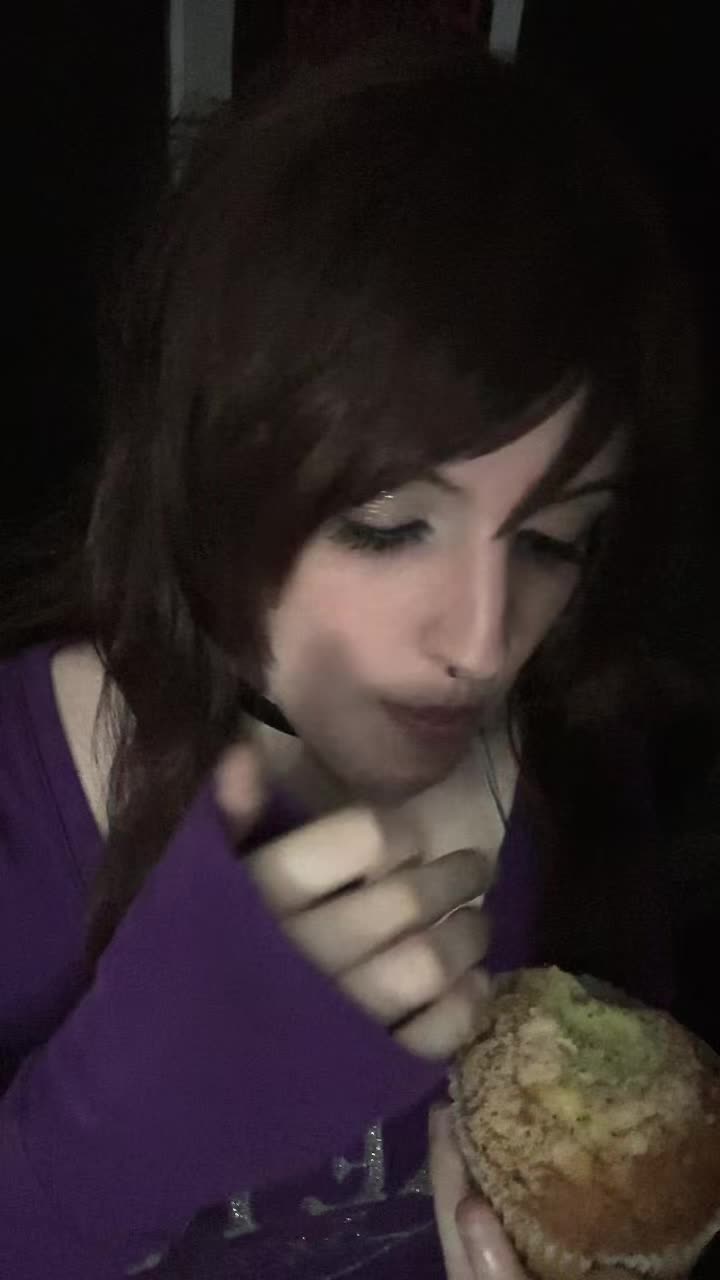 @💜