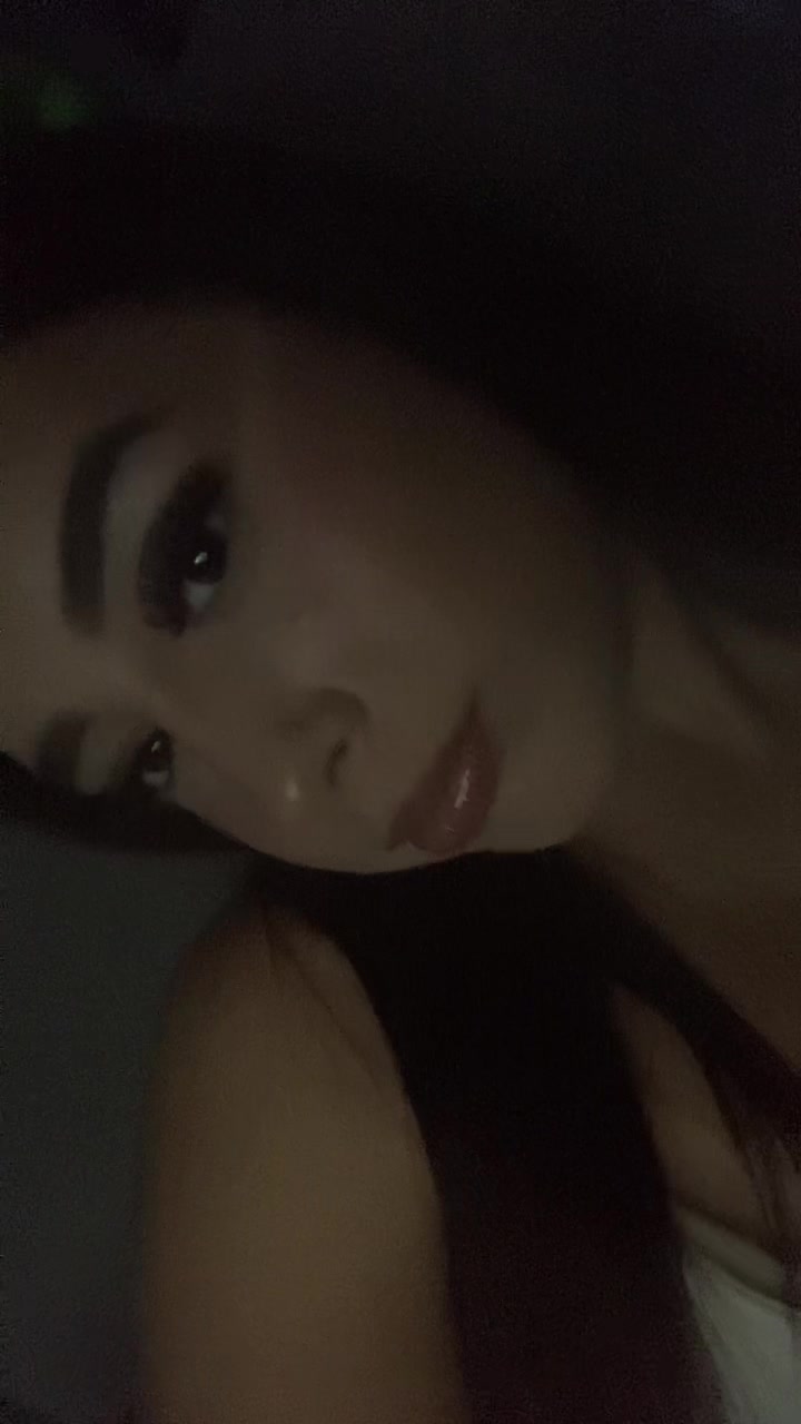 @✧・゚: ✧・゚: 𝓀𝒾𝓌𝒾 :・゚✧:・゚✧