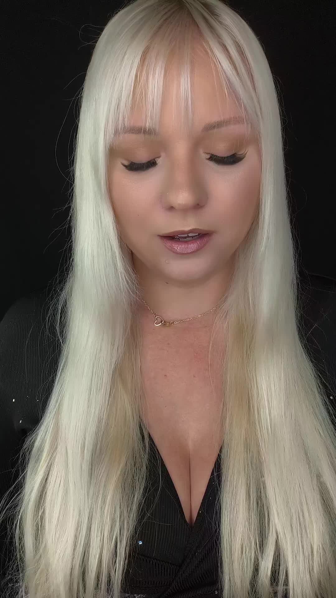 @Typicaltinaaa
