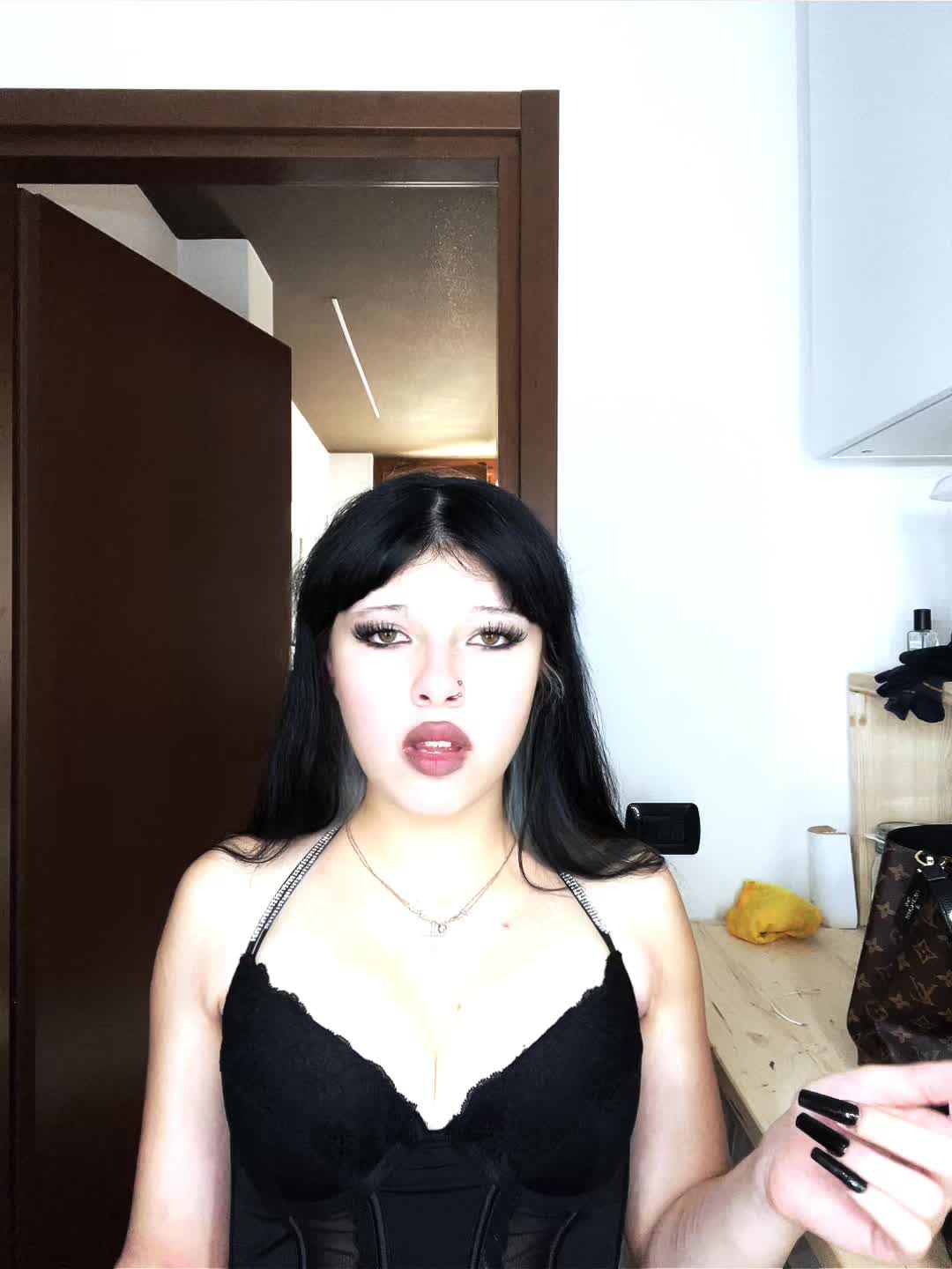 @ashh🦇🎸🧿