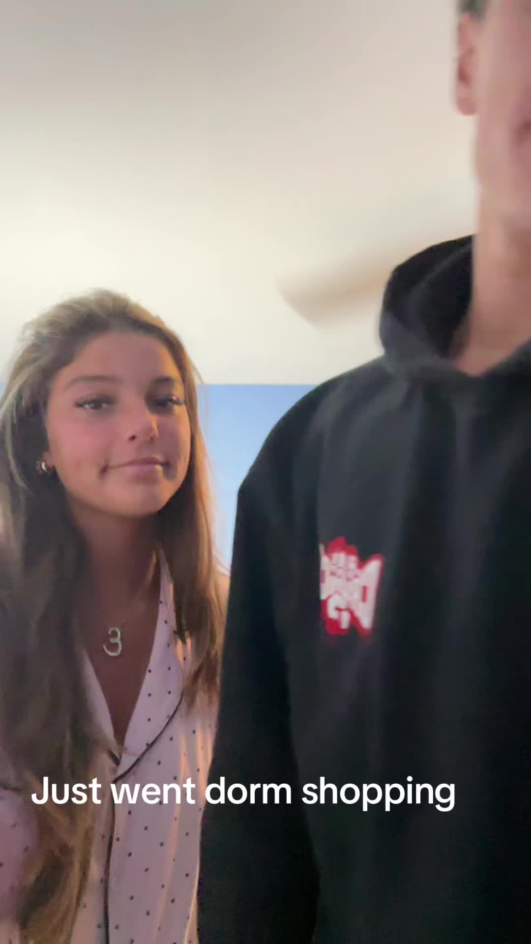 @ellie🛍️☀️💗👙