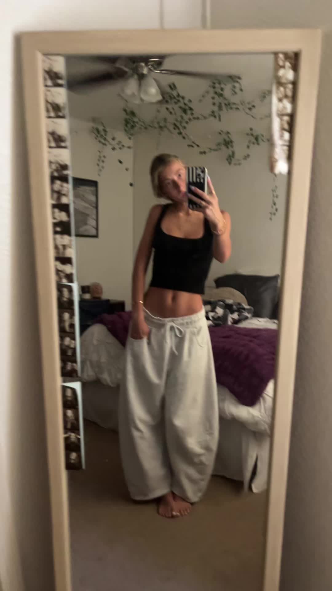 @Ella