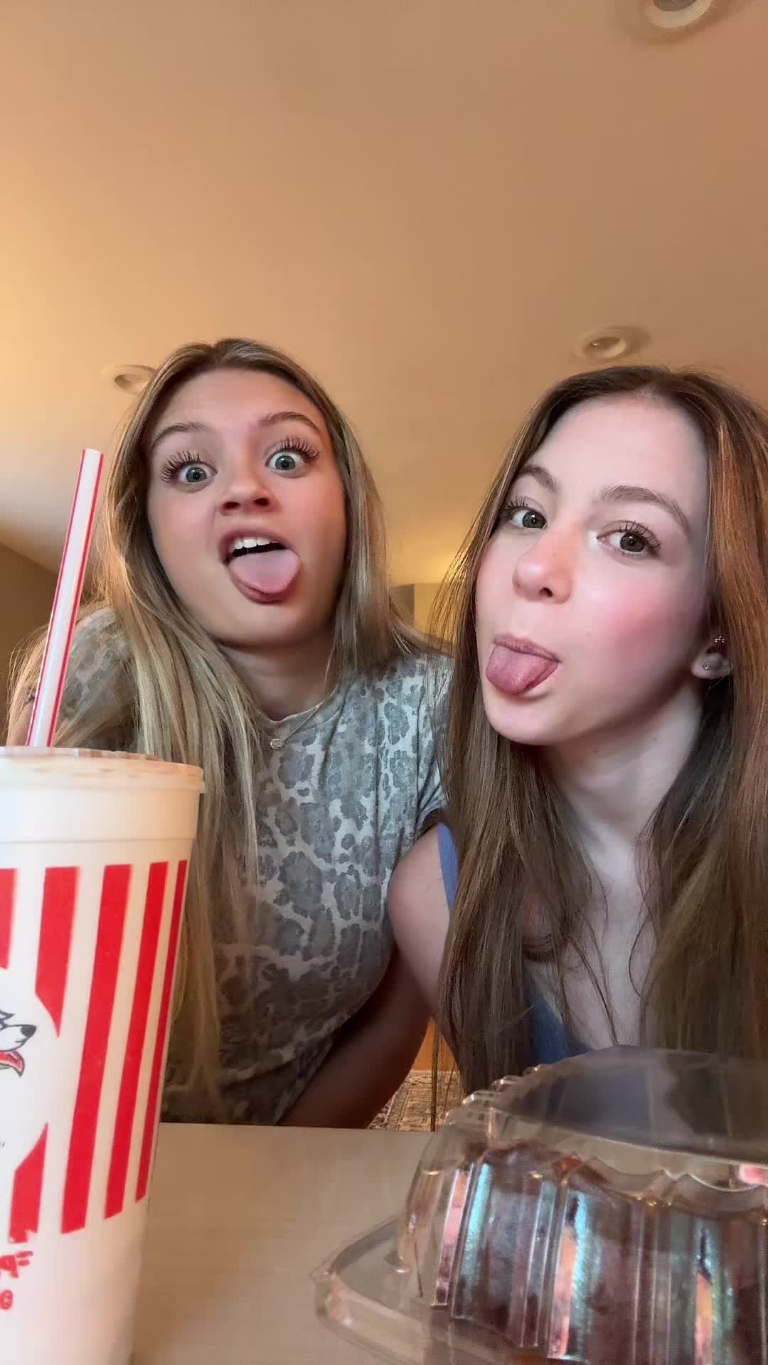@💥