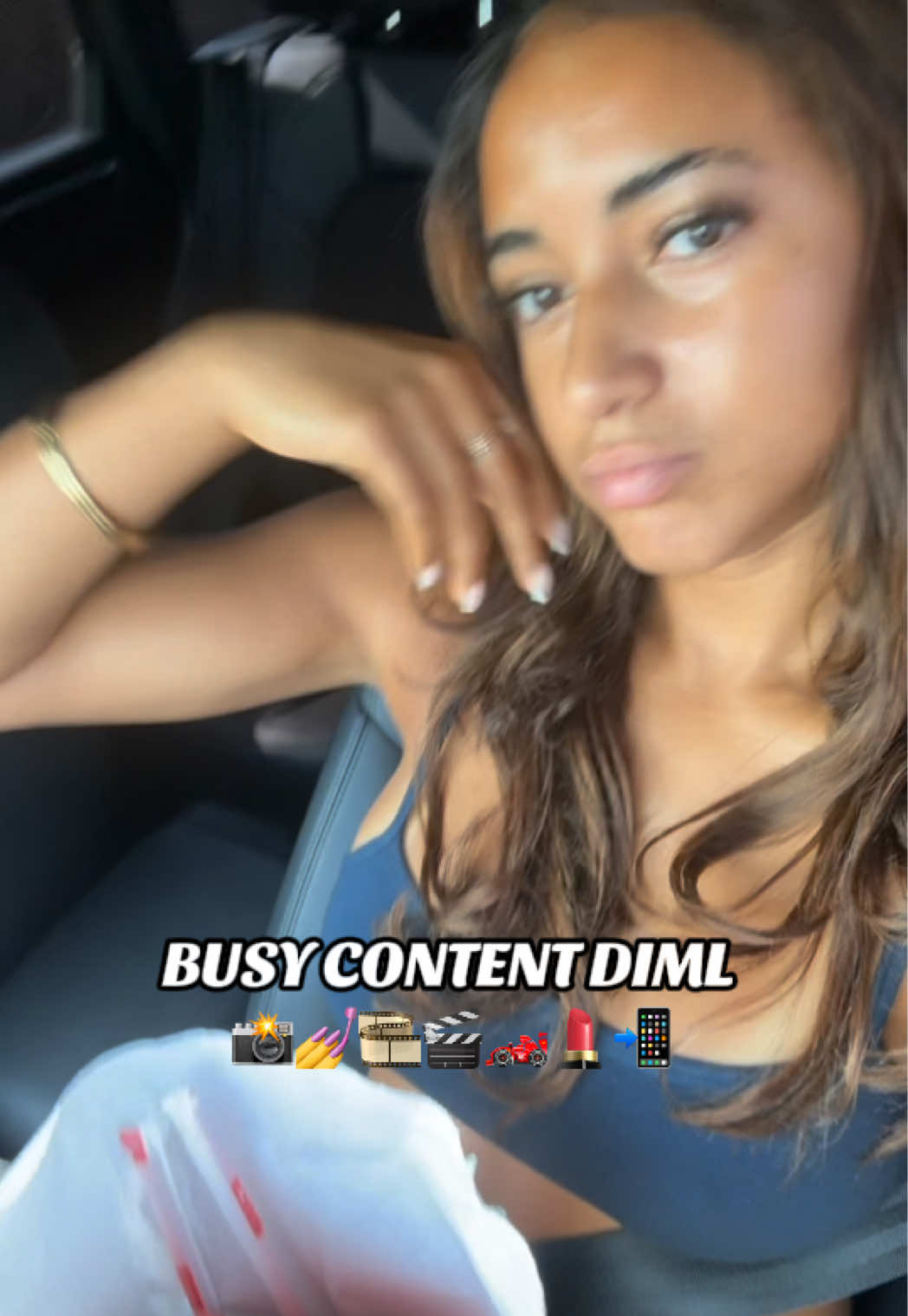 @giannaabullock