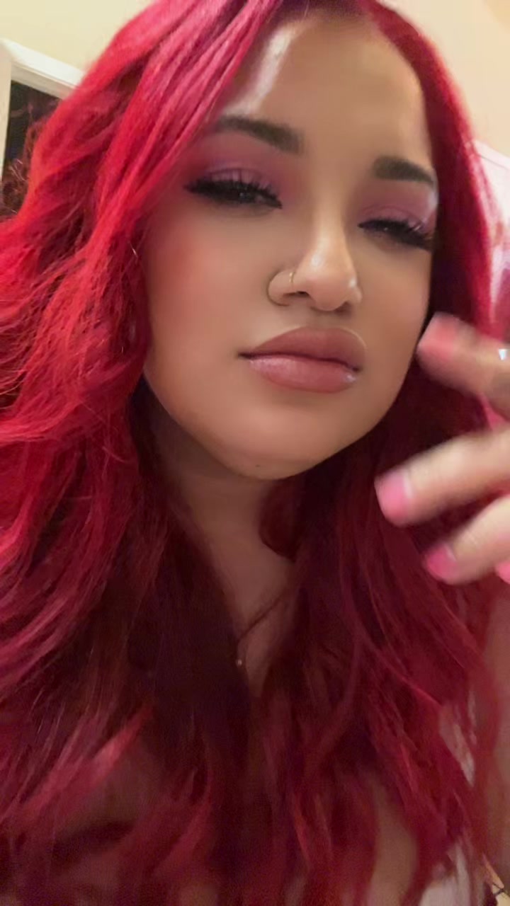 @ElizabethLove 🩷
