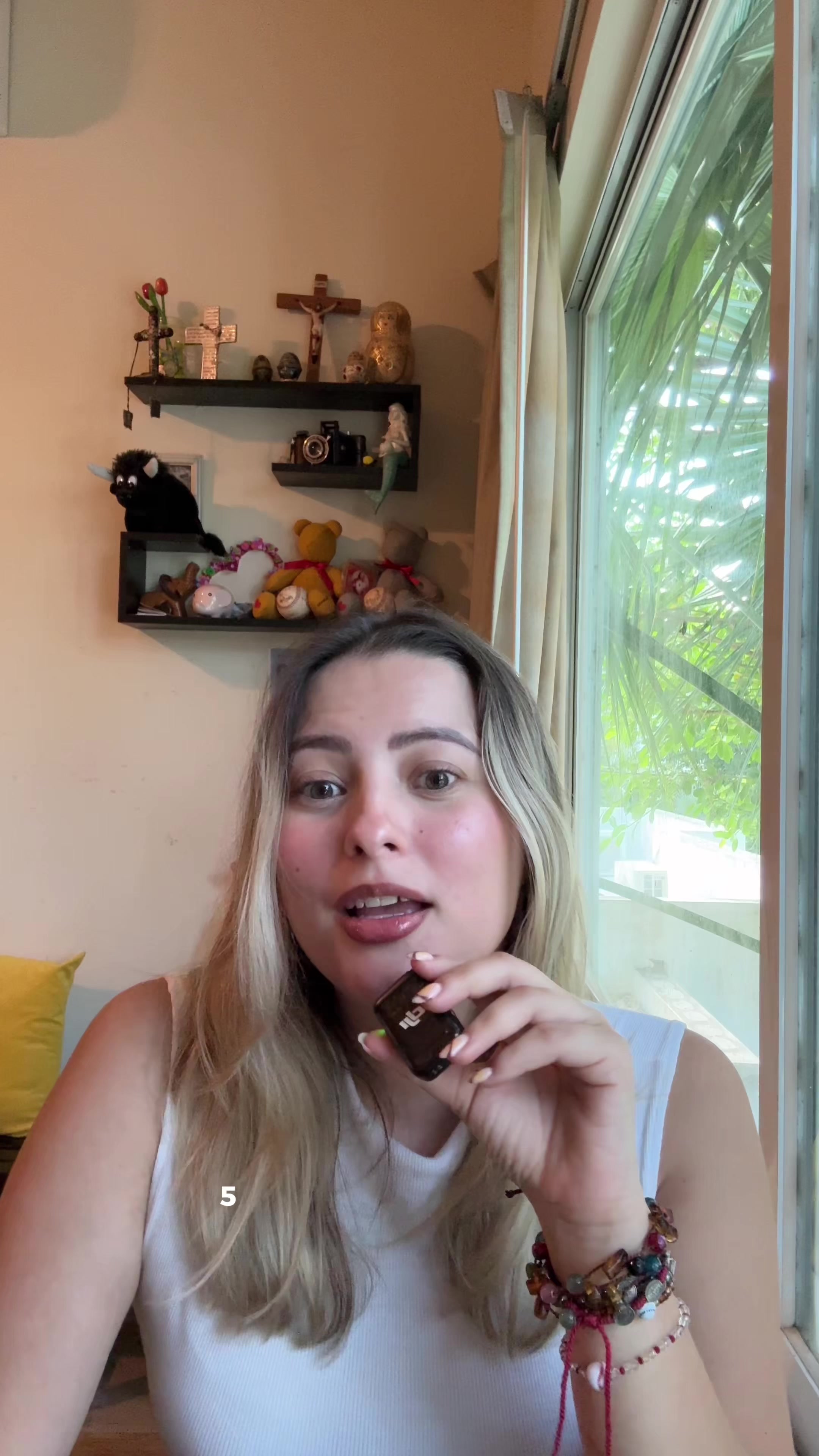 @Anna Ibarra(La güera del beis)