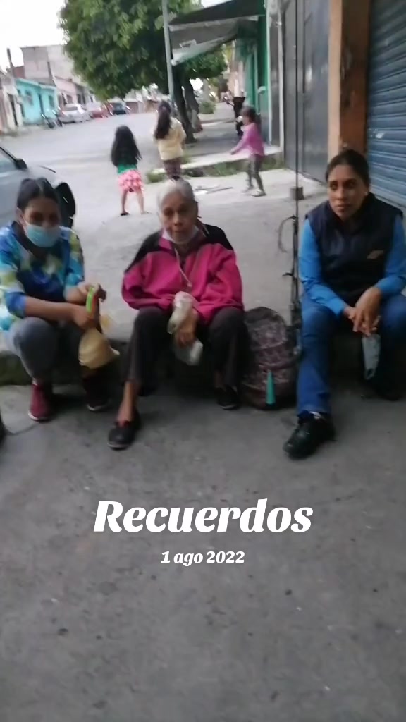 @lucia
