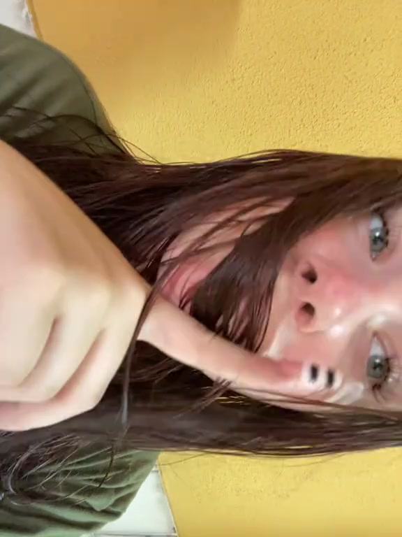 @Ella