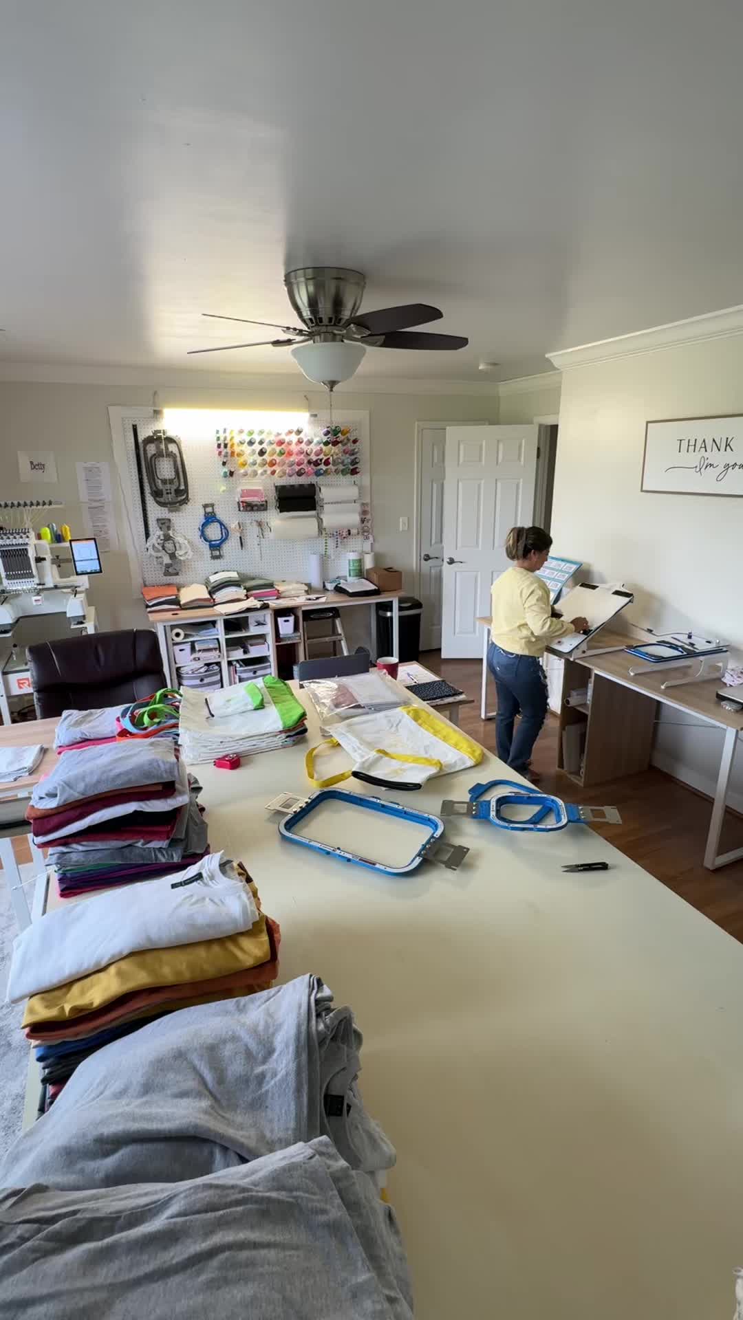 @cottontopgifts.com