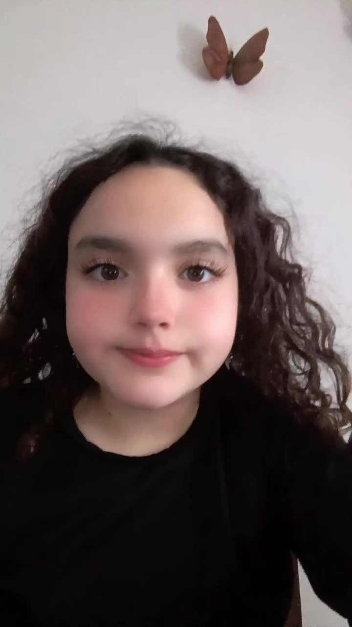 @candee✨🍒🫧🪼🌷🌈🥥🍓