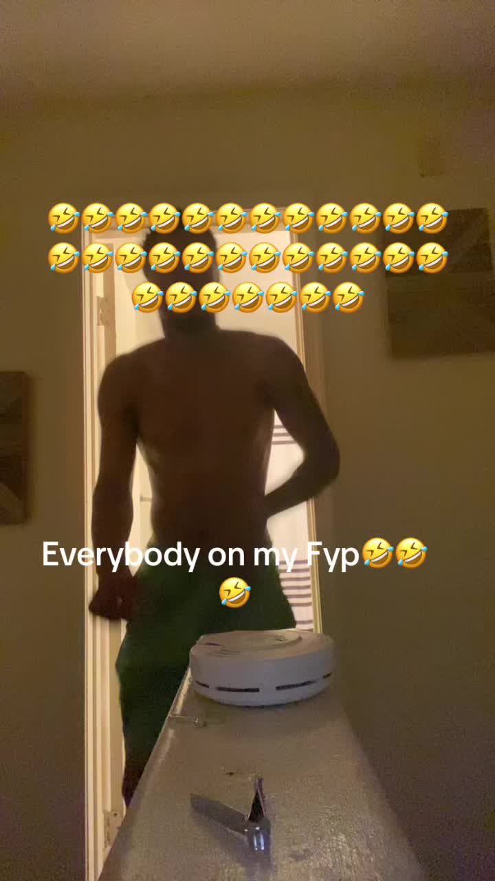 @Tay🎸.